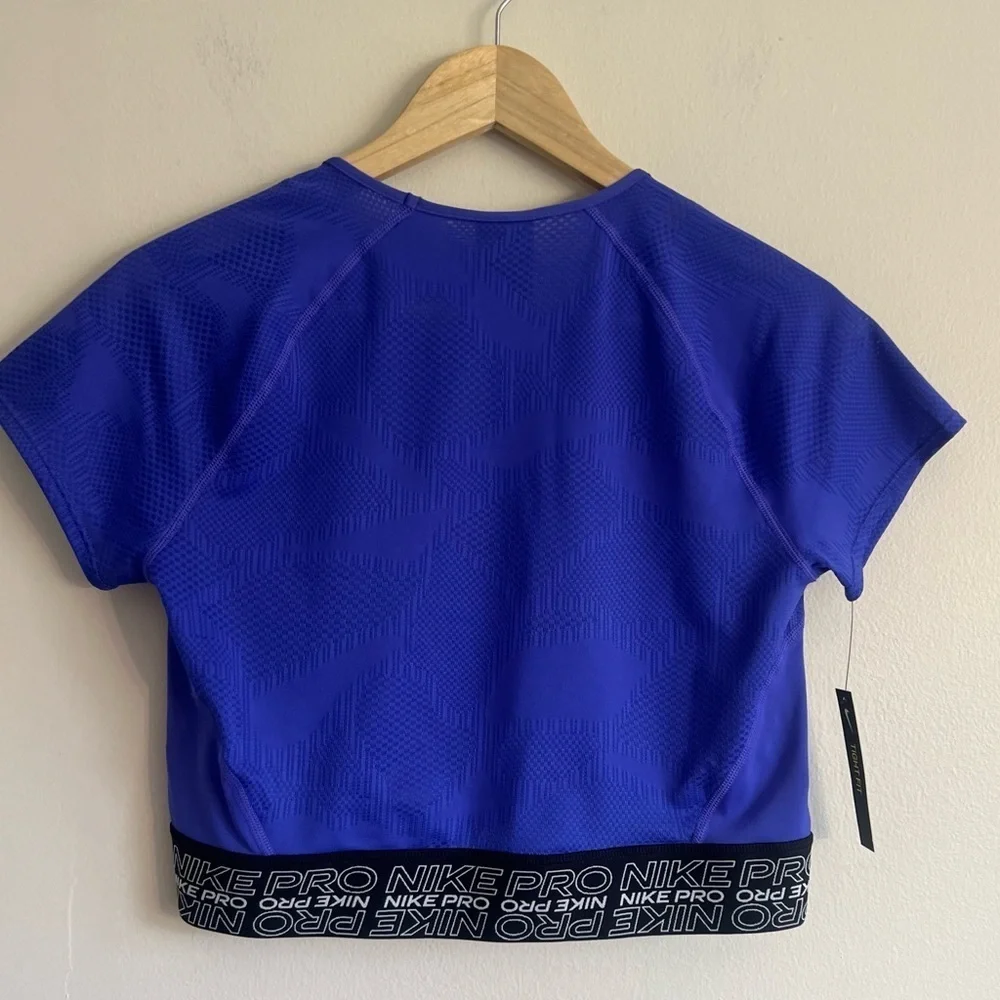 NWT Nike Pro Dri-Fit Crop Top size L